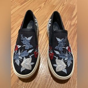 Summer here … perfect shoes 🔥